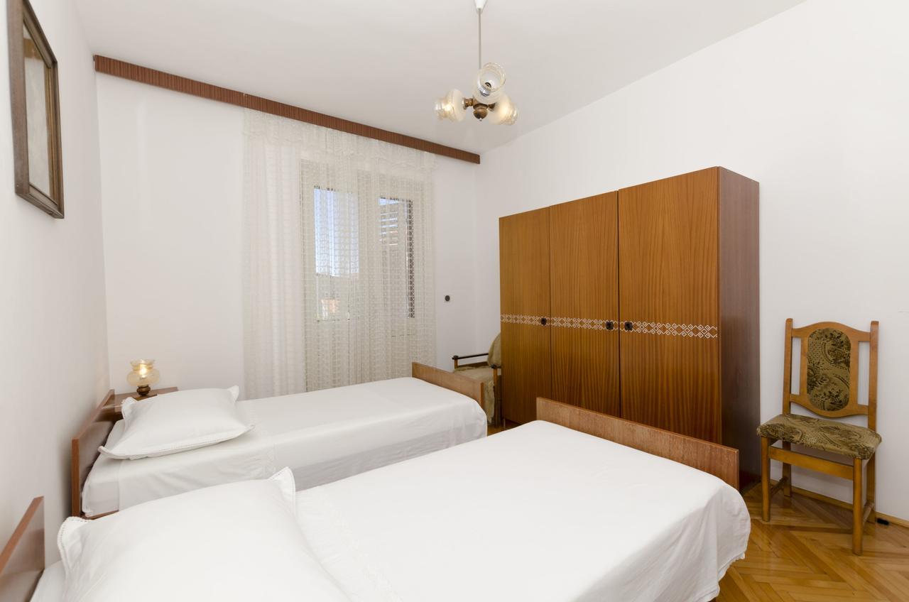 Apartment Eva P. Примоштен Екстер'єр фото